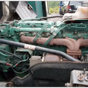 Silnik Volvo FL6 180 b 2003r