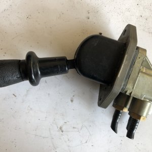 Zawór hamulca ręcznego Man TGX 81523156171
