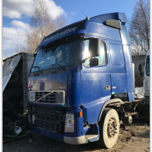 Kabina Volvo FH12 420 KM