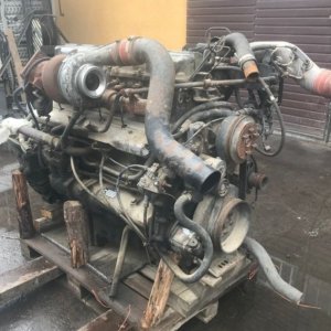 Głowica Renault Magnum E-Tech B+J01