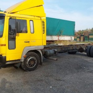 DRZWI LEWE PRAWE VOLVO FL 6