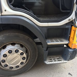 Stopnica prawa Volvo FM